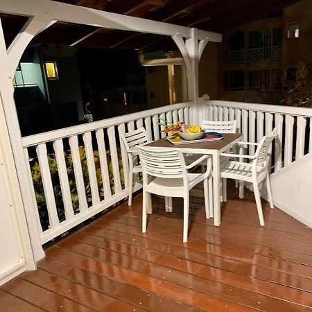 Somptueux Duplex Sur La Route Des Plages Sainte-Anne Bagian luar foto